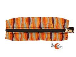 Estuches y neceseres de tela Bruo.  Estuche o portatodo. Rayas naranjas, brillo.