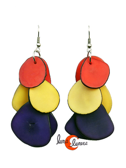 Pendientes de semillas de tagua. Racimo largo morado, amarillo y rojo.