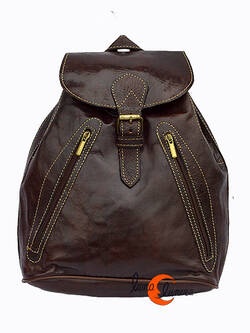 Mochila de cuero marroquí. Mochila  grande dos cremalleras, color marrón oscuro.