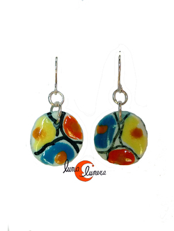 Pendientes de cerámica. Una pieza redondo, colorines.