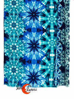 Pañuelo fular largo. Tie-dye azul.