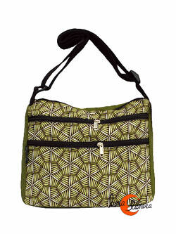 Bolsos de tela BRUO. Bolso bandolera grande mimbre verde.