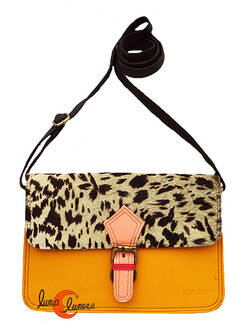 Soruka, bolsos de piel de colores. Bolso grande con hebilla print, amarillo.