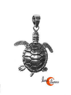 Colgante de plata. Colgante grande con forma de tortuga de mar.