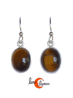 Pendientes de plata y piedra. Pendientes pequeños sencillos marrón ojo de tigre ovalado.