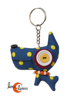 Llaveros con animales de tela, perro cabezón azul.