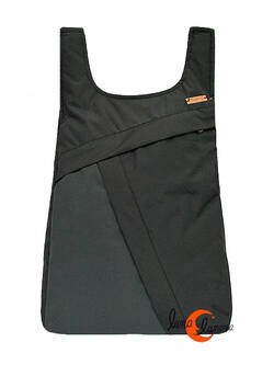 Impermeables. Mochilas de tela Mugling. Mochila redonda gris oscuro casi negro.
