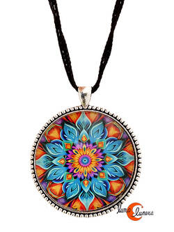 Colgante grande con dibujos. Flor mandala 4.
