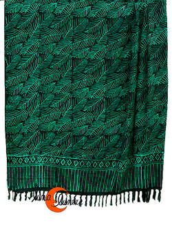 Pareo-fular Bali negro hojas verdes.