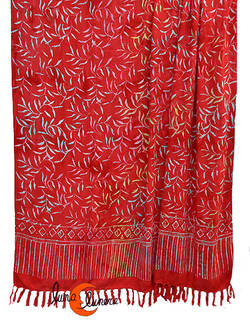 Pareo-fular Bali rojo con ramas.