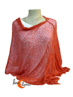 Poncho de punto. Color caldera.