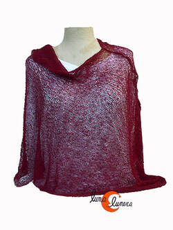 Poncho de punto. Granate.