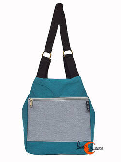 Mochilas de tela BRUO. Mochila bolso pirámide azul y gris claro.