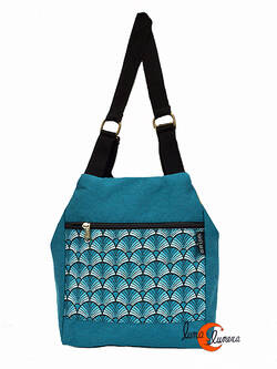 Mochilas de tela BRUO. Mochila bolso pirámide azul abanicos.