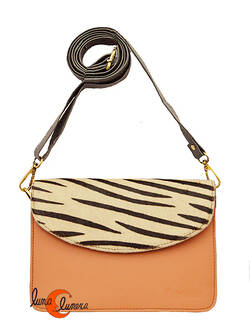 Soruka, bolsos de piel de colores. Bolso pequeño sencillo print, color damasco.