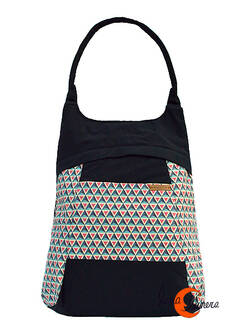 Impermeables. Mochilas de tela Mugling. Mochila bolso triangulos rojo.