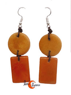 Pendientes de semillas de tagua. Geométrico pequeño, naranjo amarillo.