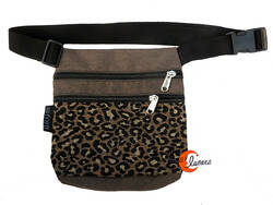 Riñoneras de tela BRUO. Riñonera mediana con dos cremalleras print marrón.