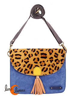 Soruka, bolsos de piel de colores. Bolso grande cuadrado de ante y print, azul.