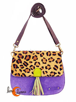 Soruka, bolsos de piel de colores. Bolso grande redondo de ante y print, morado.