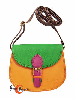 Soruka, bolsos de piel de colores. Bolso pequeño redondo doble costura, naranjo suave y verde.
