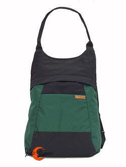 Impermeables. Mochilas de tela Mugling. Mochila bolso negra verde botella.