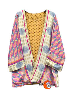 Kimono reversible corto. Kimono 2, rosa y amarillo suave.