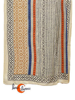 Pareo-fular de algodón, franja naranja y azul.