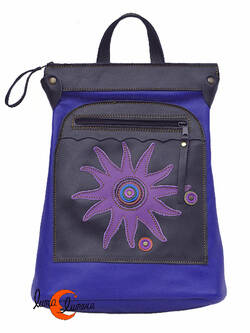 Mochila bolso de cuero del taller Arco Iris. Mochila mediana azul.