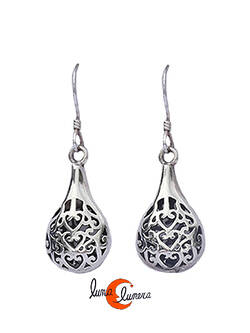 Pendientes de plata. Gota pequeña calada.