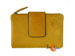 Carteras de piel Belmonte lisa mediana 33, amarilla.